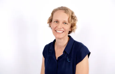  Dr Emily Armstrong